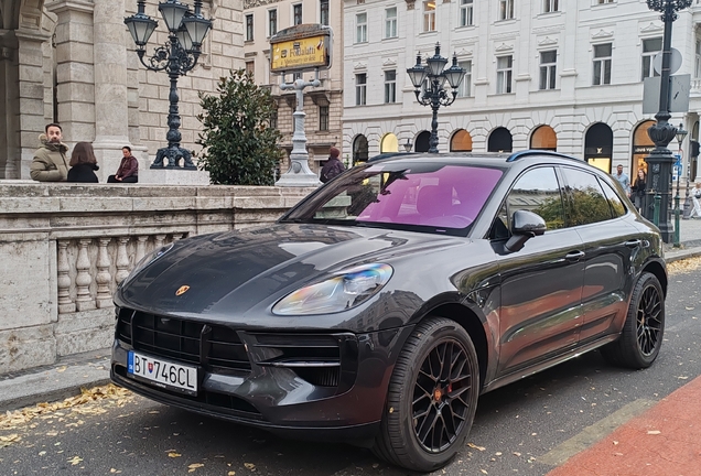 Porsche 95B Macan GTS MkII