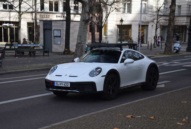 Porsche 992 Dakar