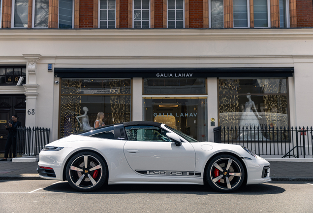 Porsche 992 Targa 4S MkI