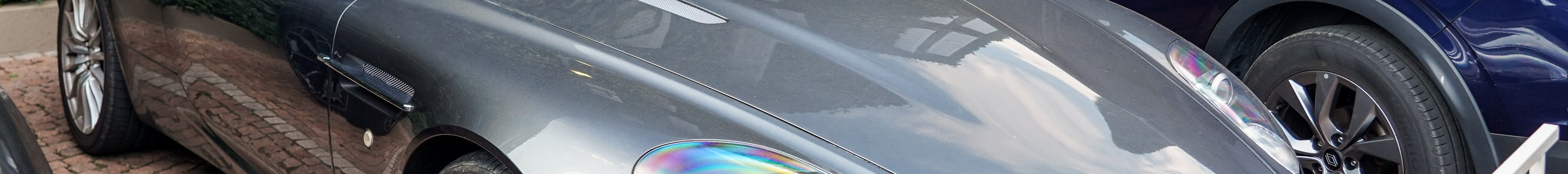 Aston Martin DB9 Volante