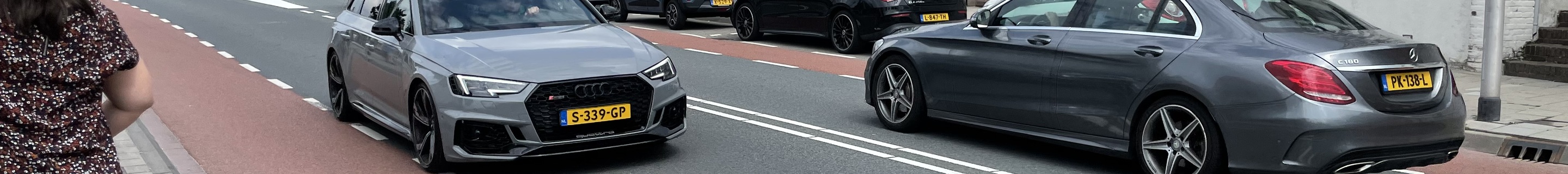 Audi RS4 Avant B9