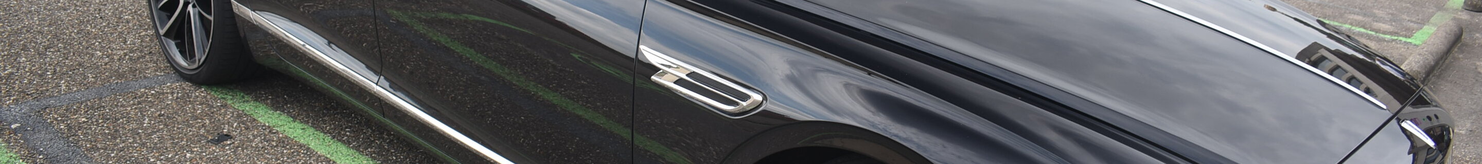 Bentley Flying Spur Hybrid