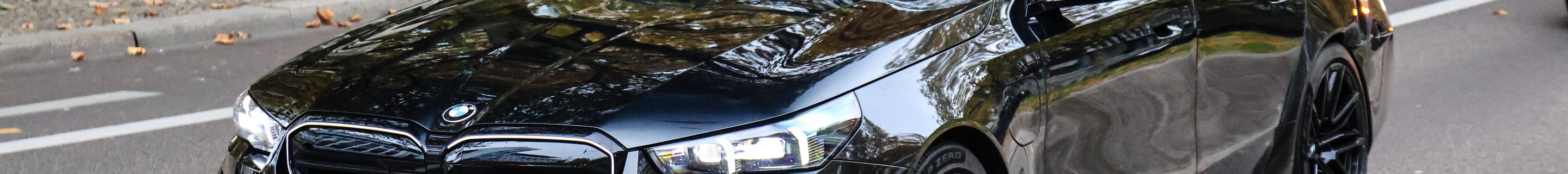 BMW M5 G90