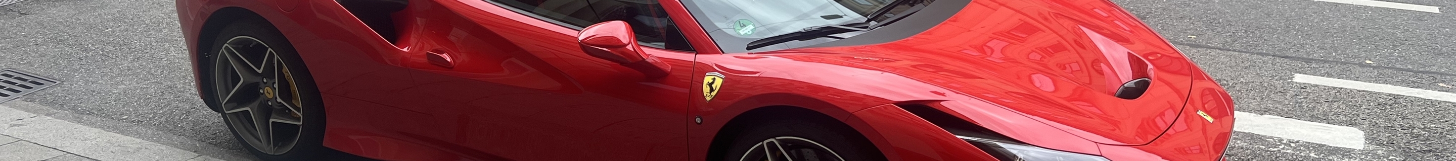 Ferrari F8 Spider