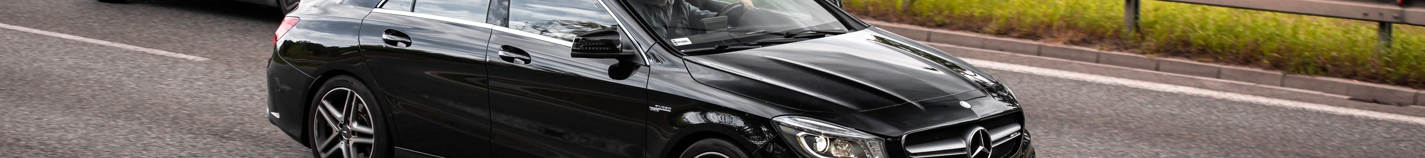 Mercedes-Benz CLA 45 AMG C117