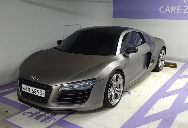 Audi R8 V10 2013
