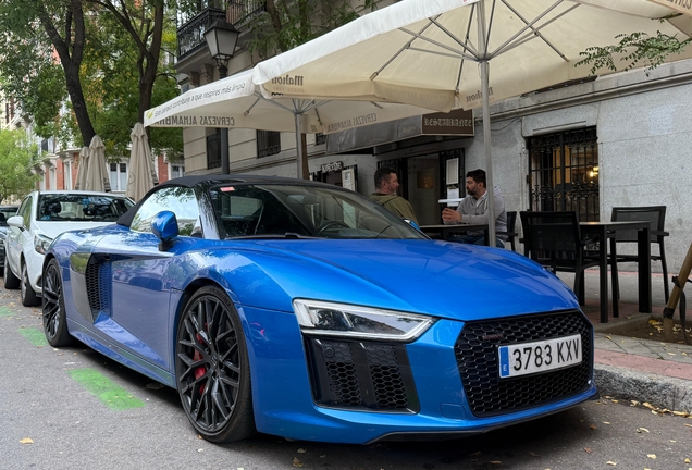 Audi R8 V10 Spyder 2016