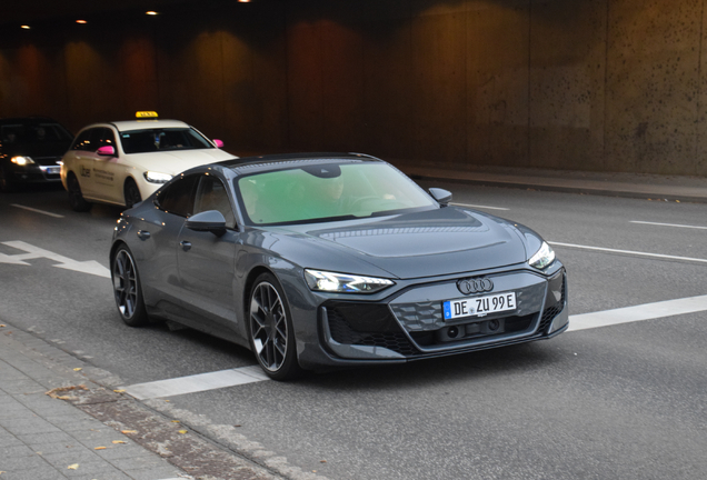Audi RS E-Tron GT 2025