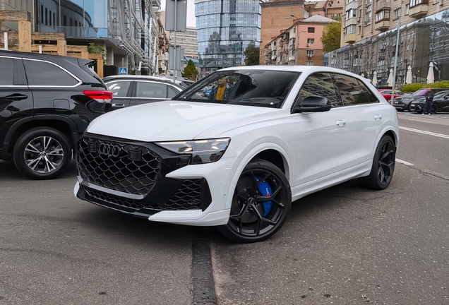 Audi RS Q8 2024