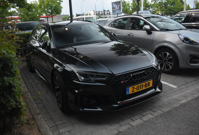 Audi RS4 Avant B9