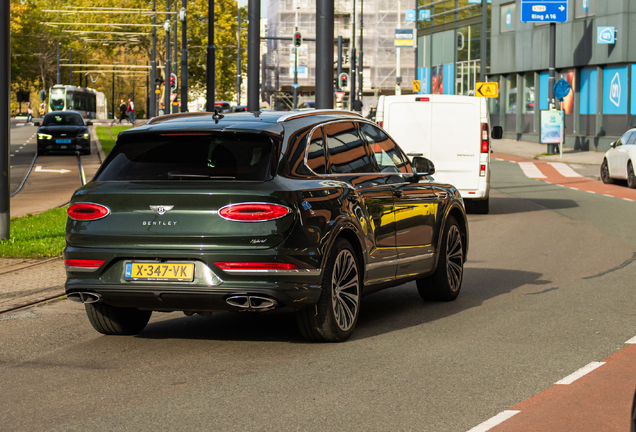 Bentley Bentayga Hybrid Azure