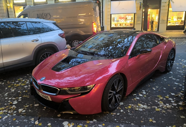 BMW i8