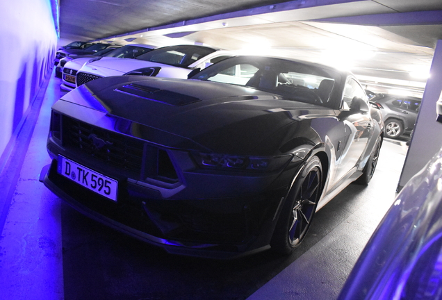 Ford Mustang Dark Horse 2024