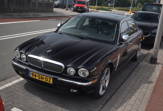 Jaguar Super V8 Portfolio