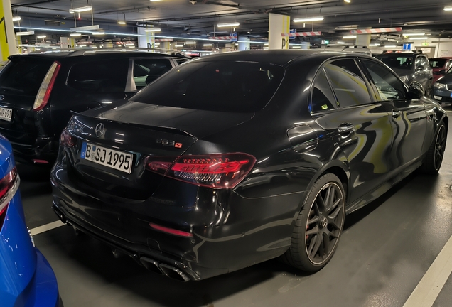 Mercedes-AMG E 63 S W213 2021