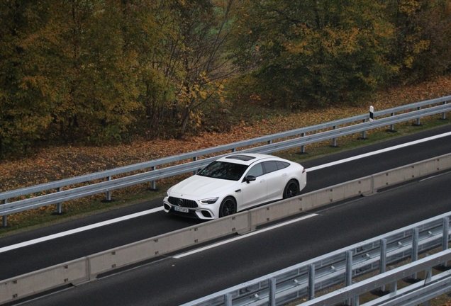 Mercedes-AMG GT 63 S X290