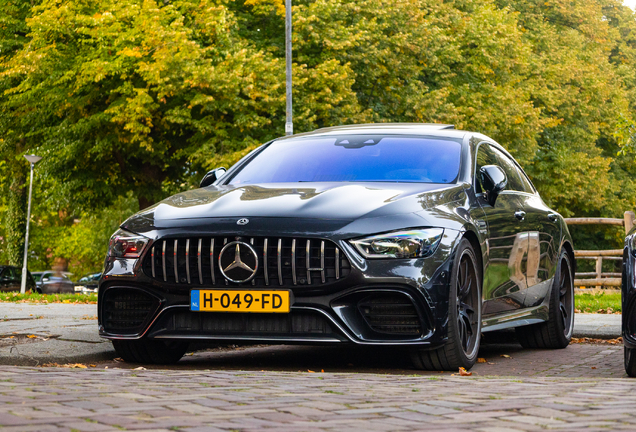 Mercedes-AMG GT 63 S X290
