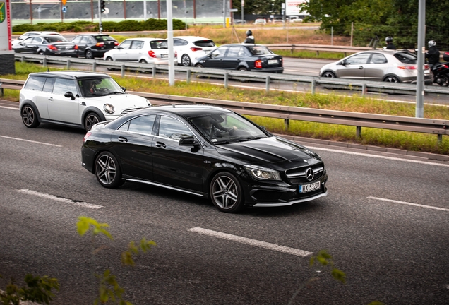 Mercedes-Benz CLA 45 AMG C117