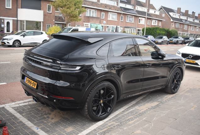 Porsche Cayenne Coupé Turbo E-Hybrid