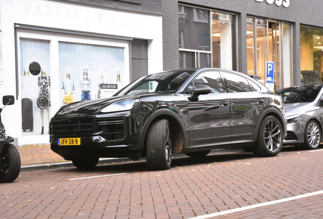 Porsche Cayenne Coupé Turbo E-Hybrid