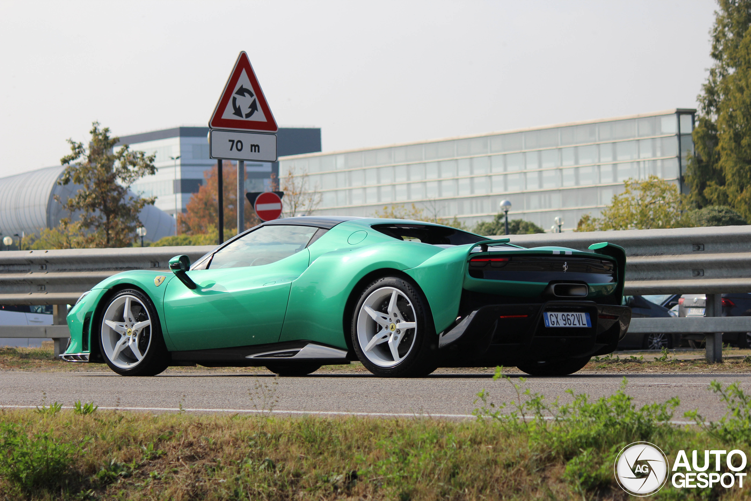 Ferrari is klaar om de 296 Speciale te gaan leveren