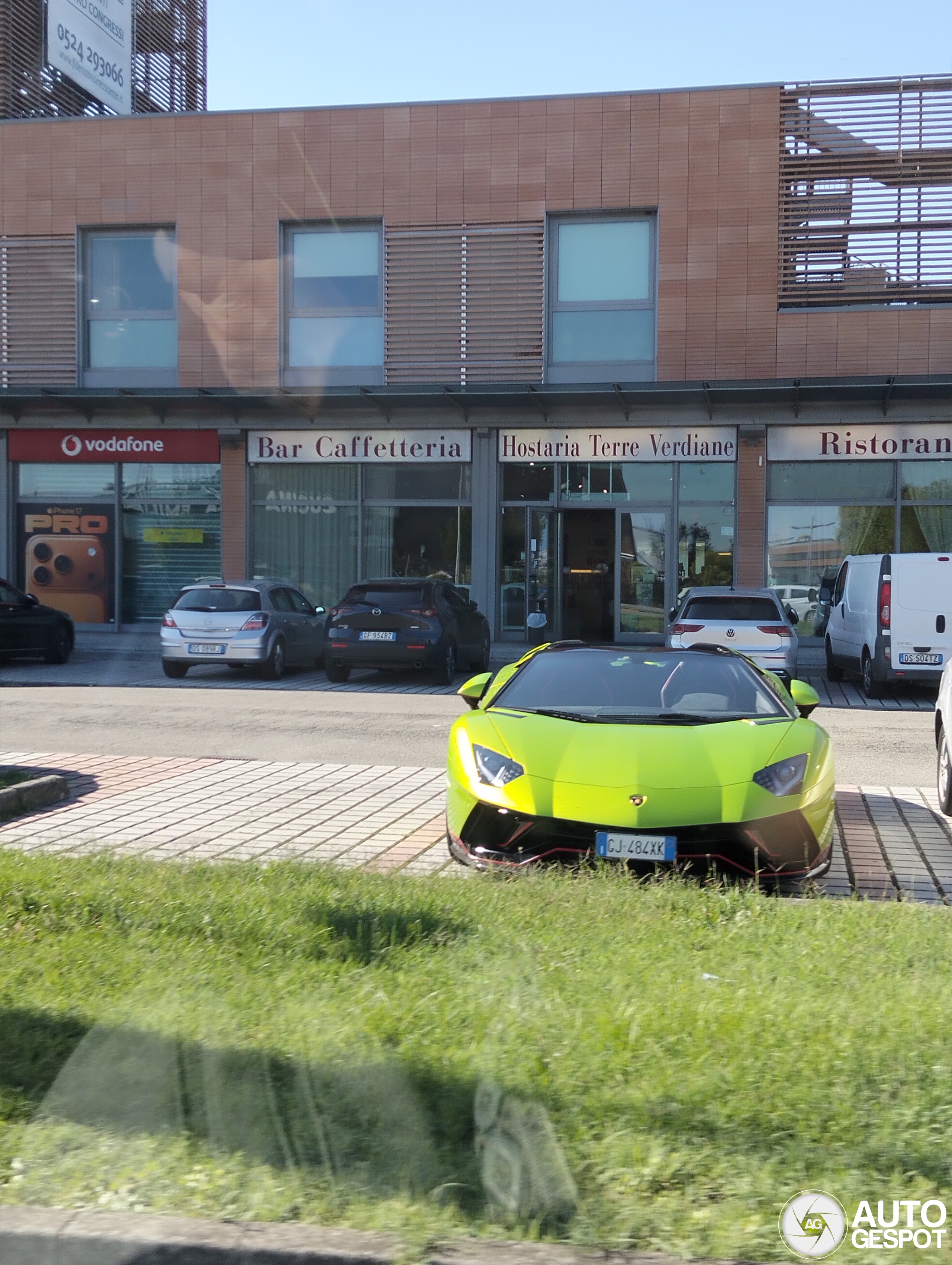 Lamborghini Aventador LP780-4 Ultimae Roadster