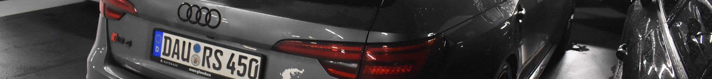 Audi RS4 Avant B9