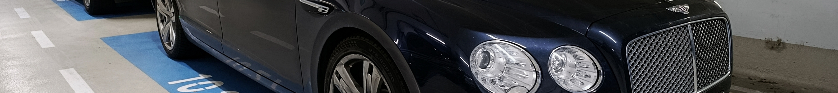 Bentley Flying Spur V8