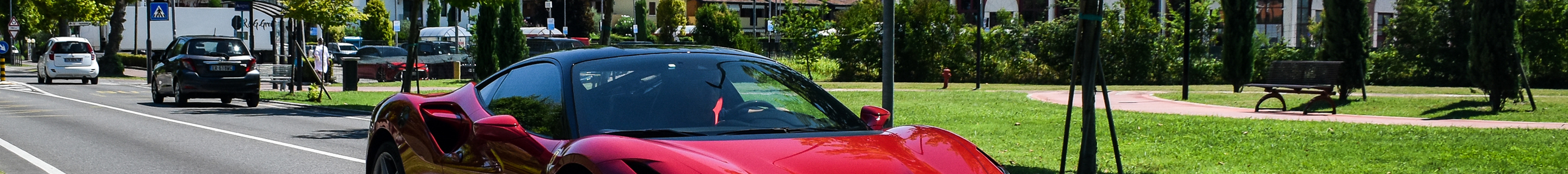 Ferrari F8 Tributo