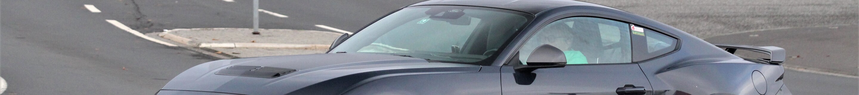 Ford Mustang Dark Horse 2024