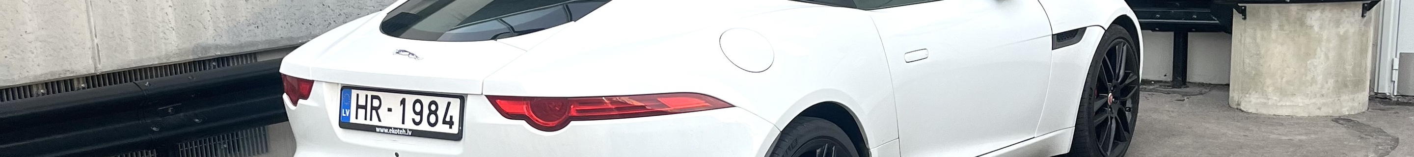 Jaguar F-TYPE R Coupé