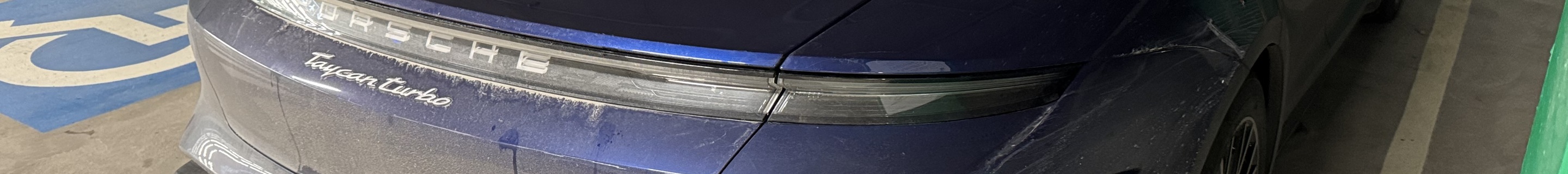 Porsche Taycan Turbo