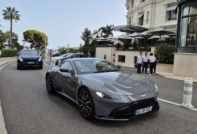 Aston Martin V8 Vantage 2018