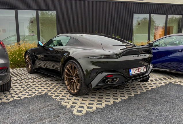 Aston Martin Vantage 2024