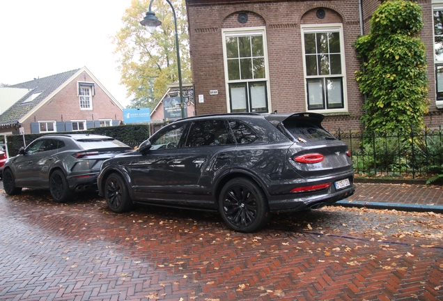 Bentley Bentayga Hybrid