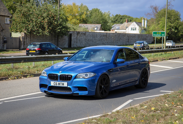 BMW M5 F10 2011