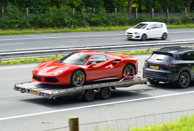 Ferrari 488 Spider