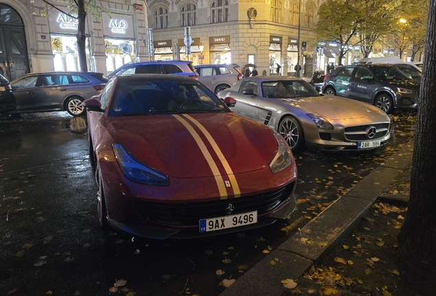 Ferrari GTC4Lusso Novitec Rosso