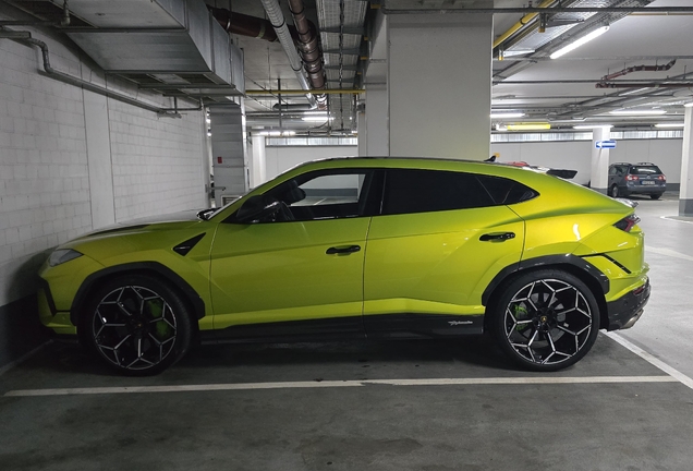 Lamborghini Urus Performante