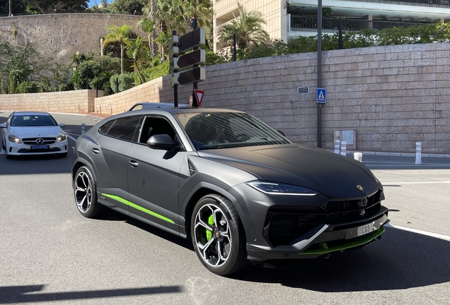 Lamborghini Urus SE