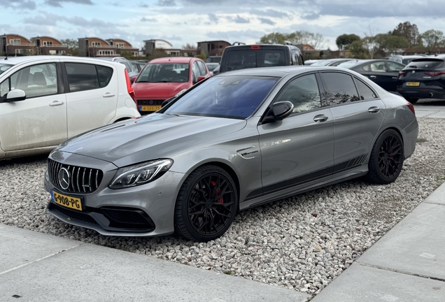 Mercedes-AMG C 63 S W205