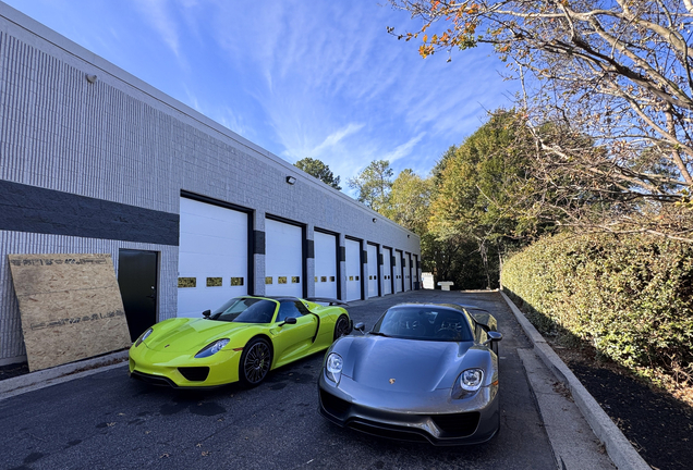 Porsche 918 Spyder Weissach Package