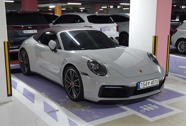 Porsche 992 Carrera 4S Cabriolet MkI