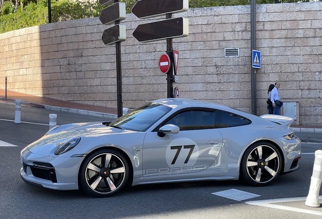 Porsche 992 Sport Classic