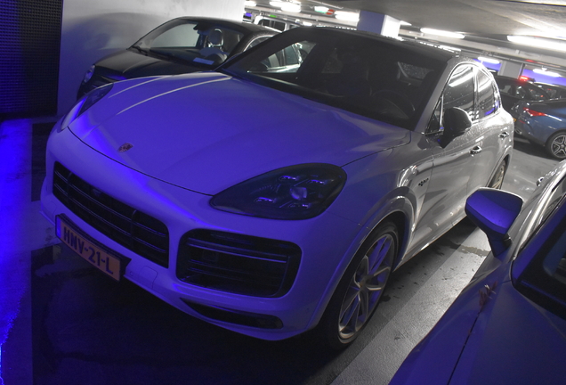 Porsche Cayenne Coupé Turbo S E-Hybrid