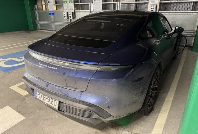 Porsche Taycan Turbo