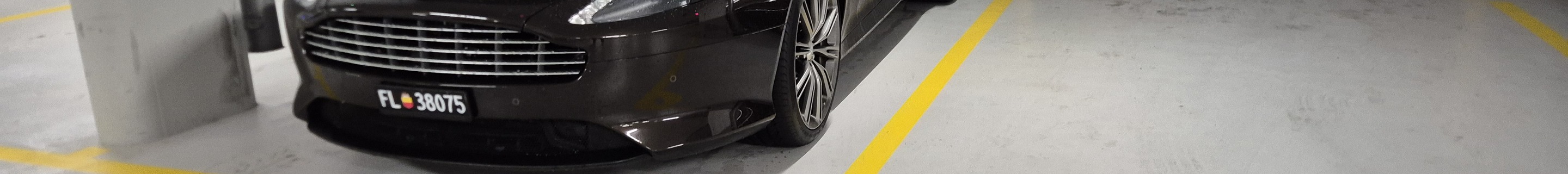 Aston Martin Virage 2011