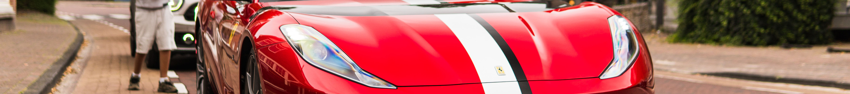 Ferrari 812 Competizione