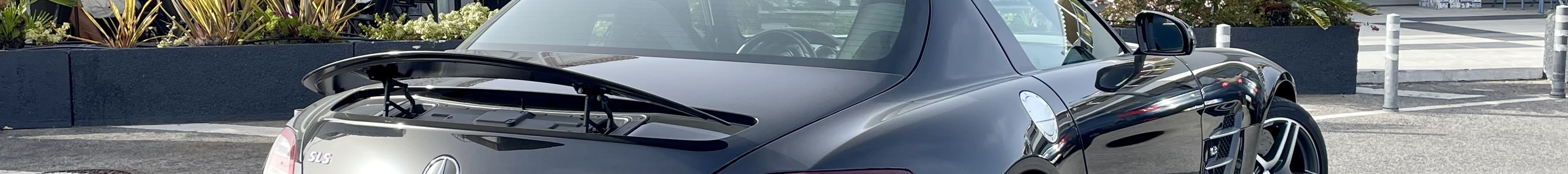 Mercedes-Benz SLS AMG