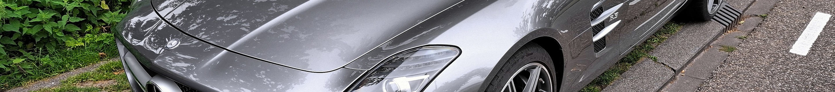 Mercedes-Benz SLS AMG Roadster